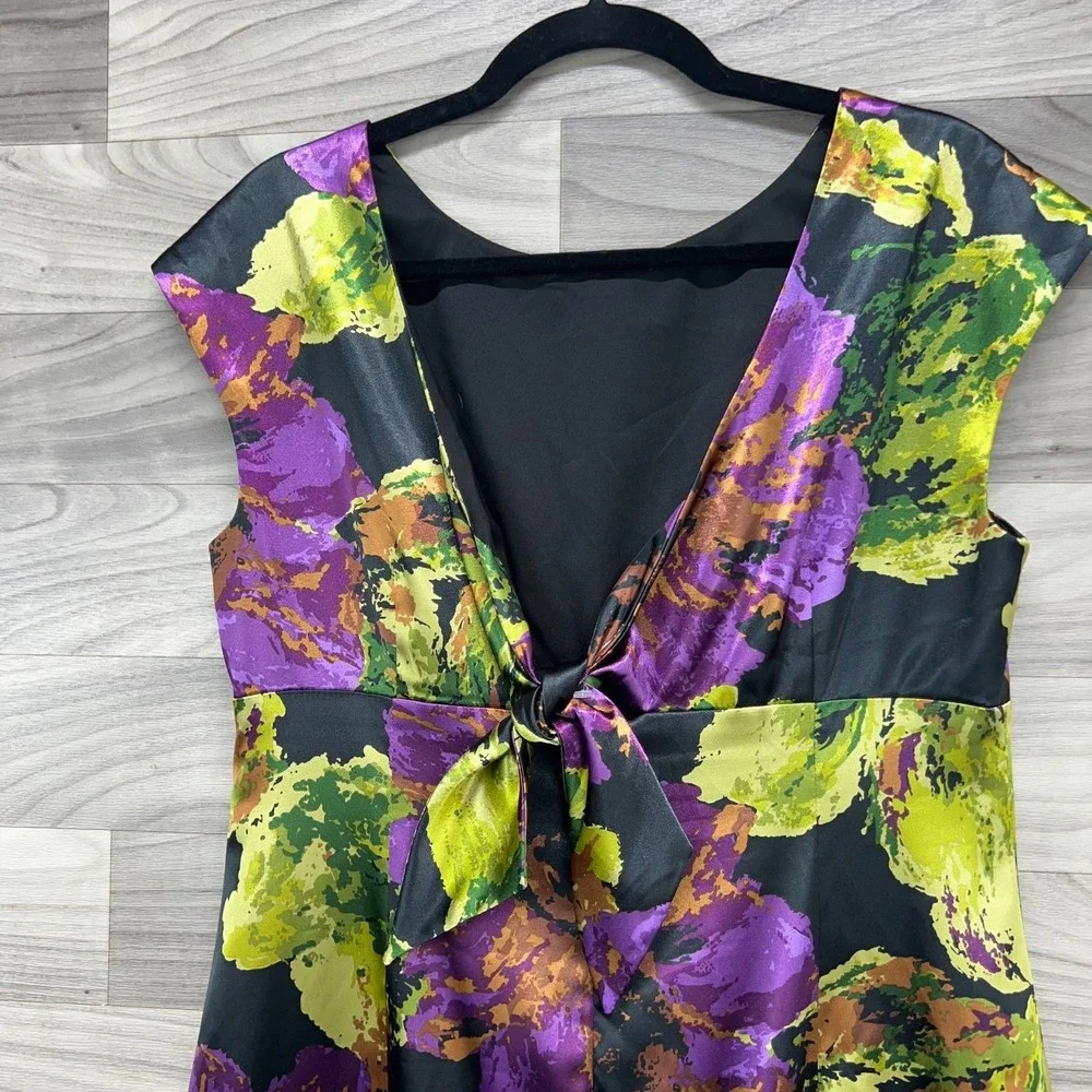 Jones New York Dress Women's Size‎ 12 Black Purple Floral Print Wedding Evening